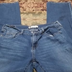 Womens Levi's 505 size 8M/ 32 inseam
